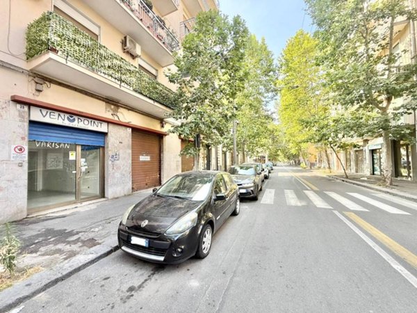 negozio in vendita a Catania