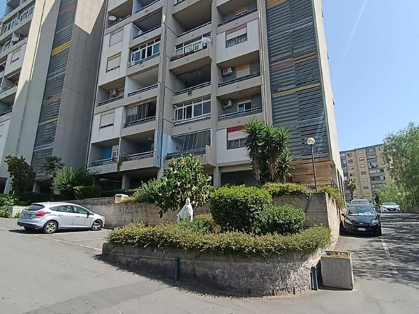 appartamento in vendita a Catania in zona Librino