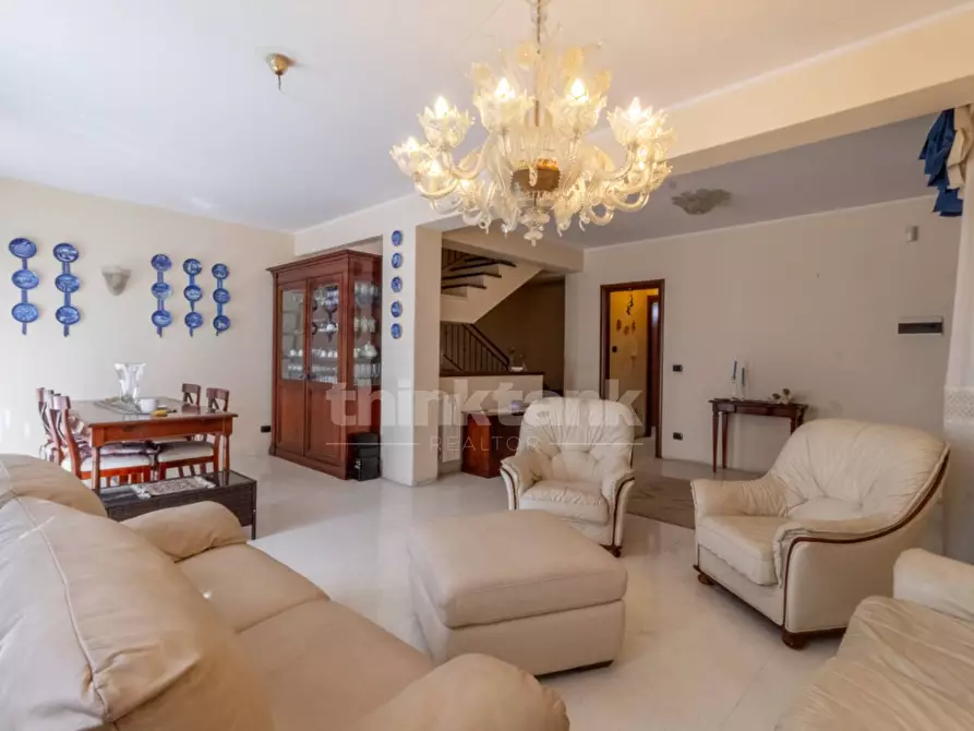 casa indipendente in vendita a Catania