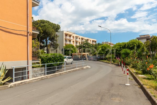 appartamento in vendita a Catania in zona Canalicchio