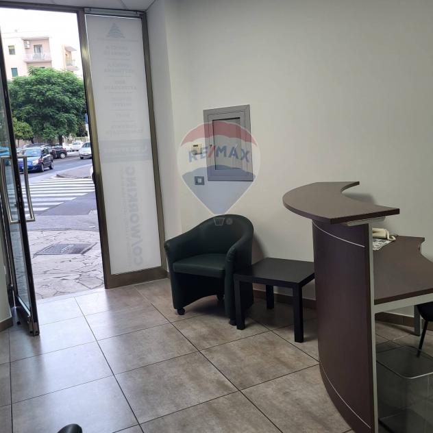 locale commerciale in vendita a Catania
