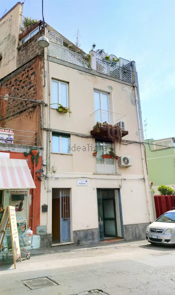 ufficio in vendita a Catania in zona Cibali