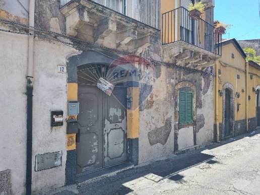 appartamento in vendita a Catania in zona Centro Storico