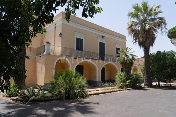 casa indipendente in vendita a Catania in zona Canalicchio