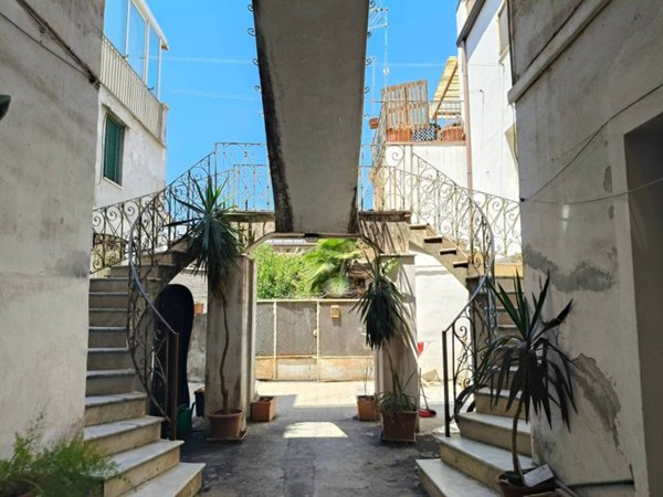 appartamento in vendita a Catania in zona Picanello