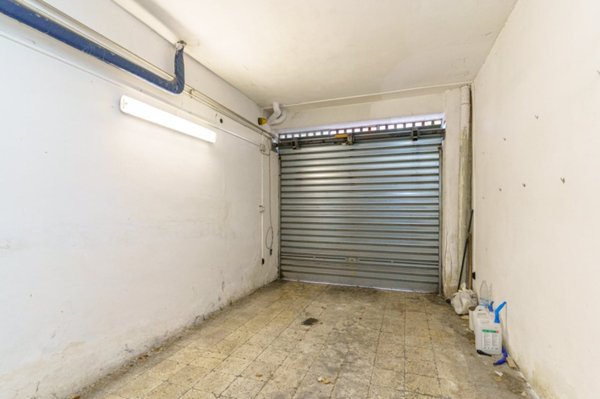 negozio in vendita a Catania in zona Canalicchio