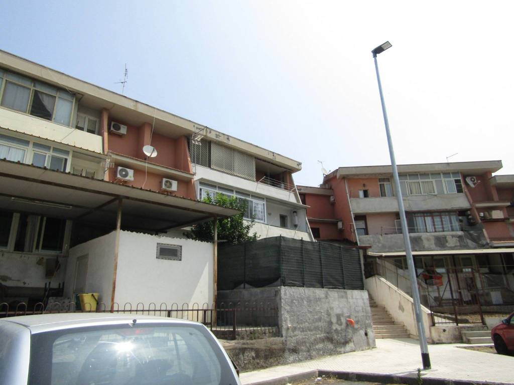 appartamento in vendita a Catania in zona Librino