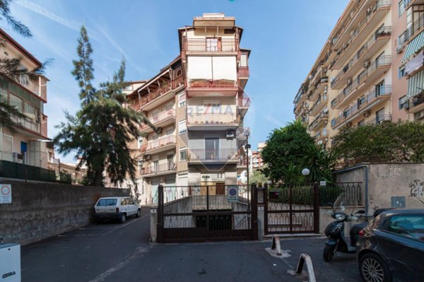 appartamento in vendita a Catania in zona Picanello