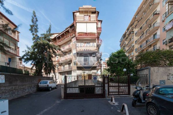 appartamento in vendita a Catania in zona Picanello