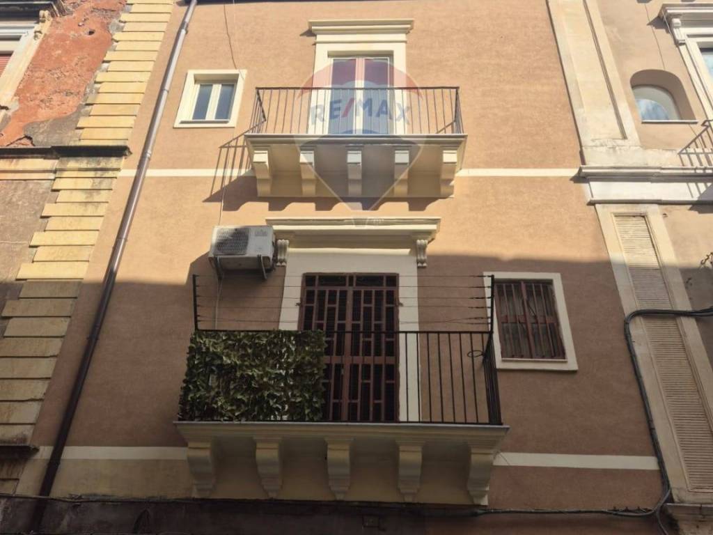 casa indipendente in vendita a Catania in zona Centro Storico