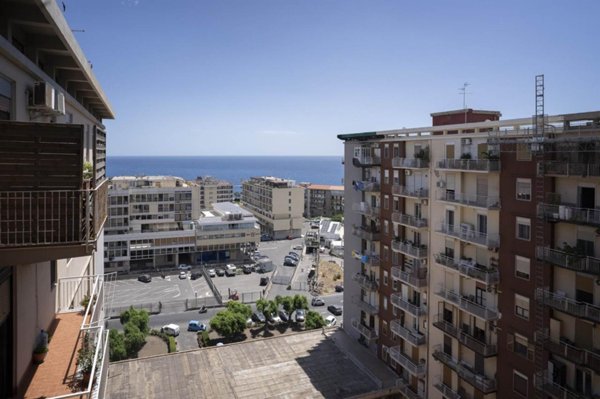 appartamento in vendita a Catania in zona Ognina