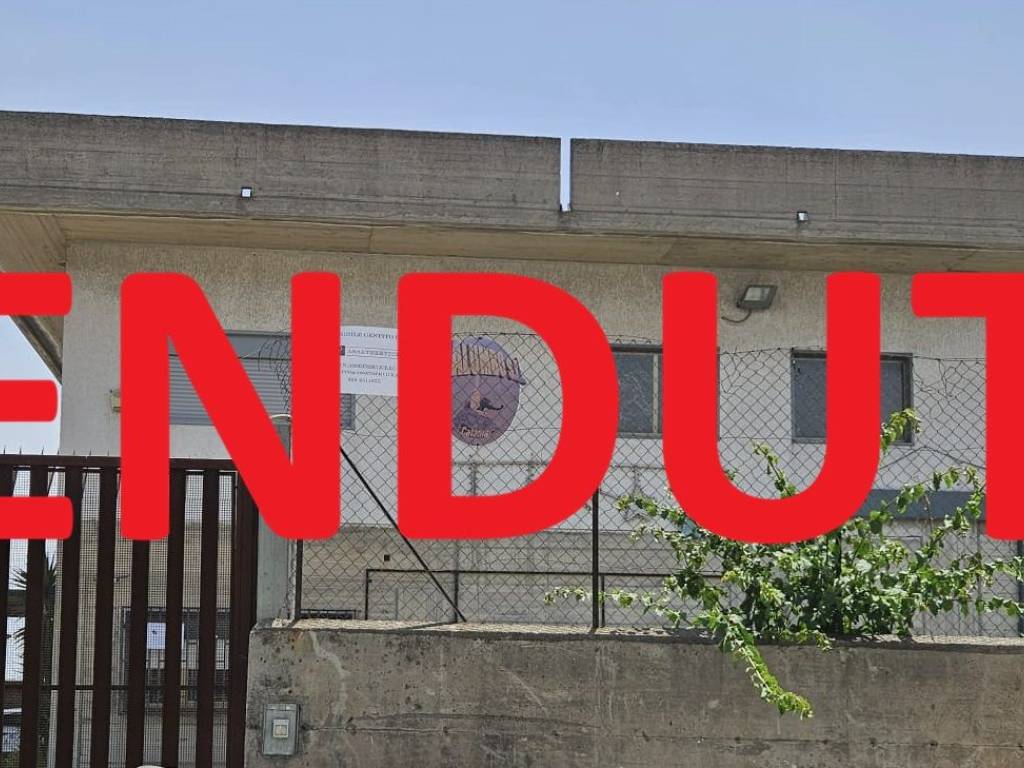 locale commerciale in vendita a Catania in zona Centro Storico