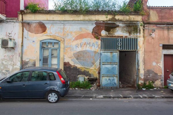 casa indipendente in vendita a Catania in zona San Leone