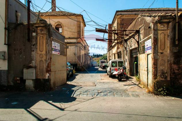 negozio in vendita a Catania in zona Nesima