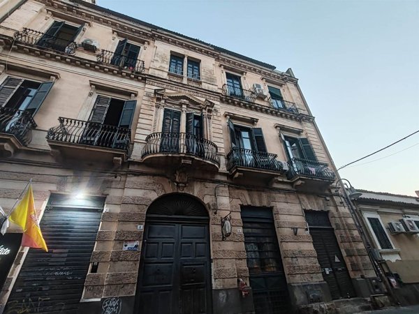 appartamento in vendita a Catania in zona Centro Storico