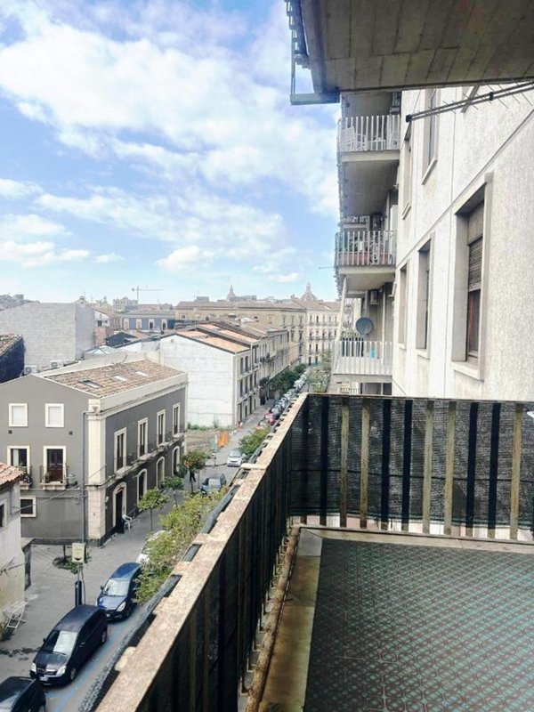appartamento in vendita a Catania in zona Centro Storico