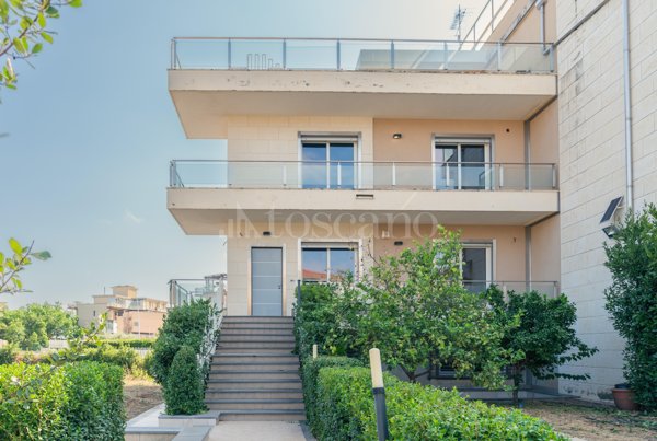 casa indipendente in vendita a Catania in zona Canalicchio