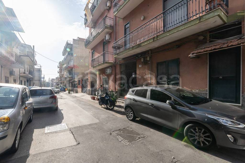 appartamento in vendita a Catania in zona Zia Lisa