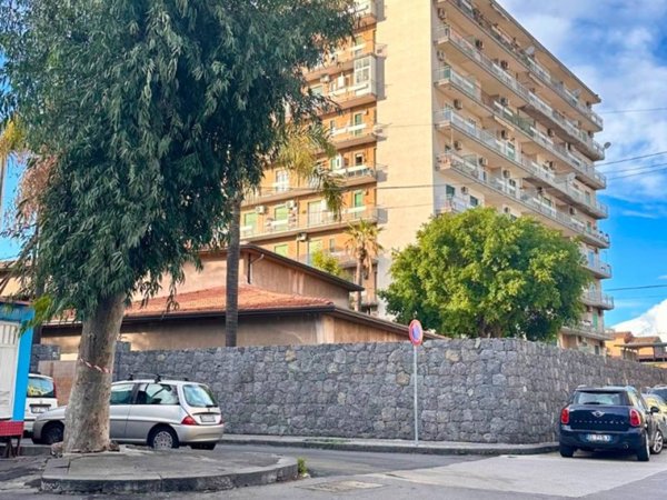 appartamento in vendita a Catania in zona Cibali