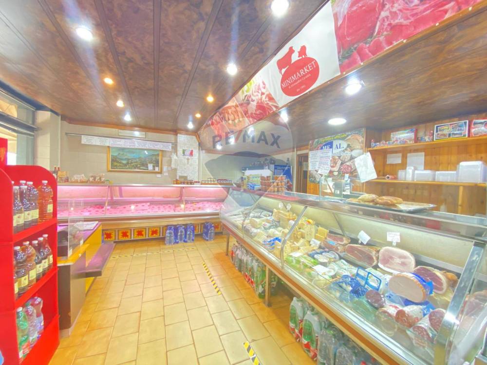 negozio in vendita a Catania in zona Centro Storico