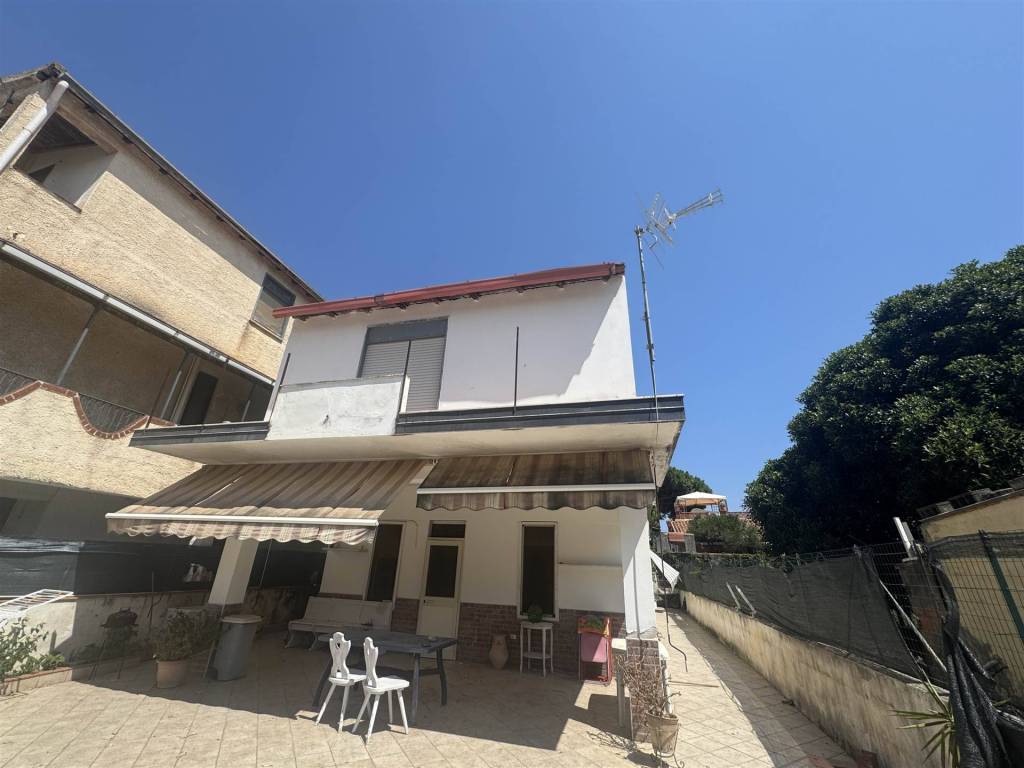 appartamento in vendita a Catania in zona Fontanarossa