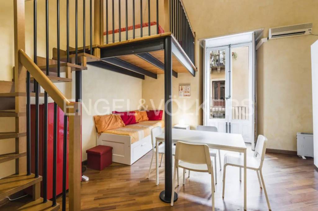 appartamento in vendita a Catania in zona Centro Storico