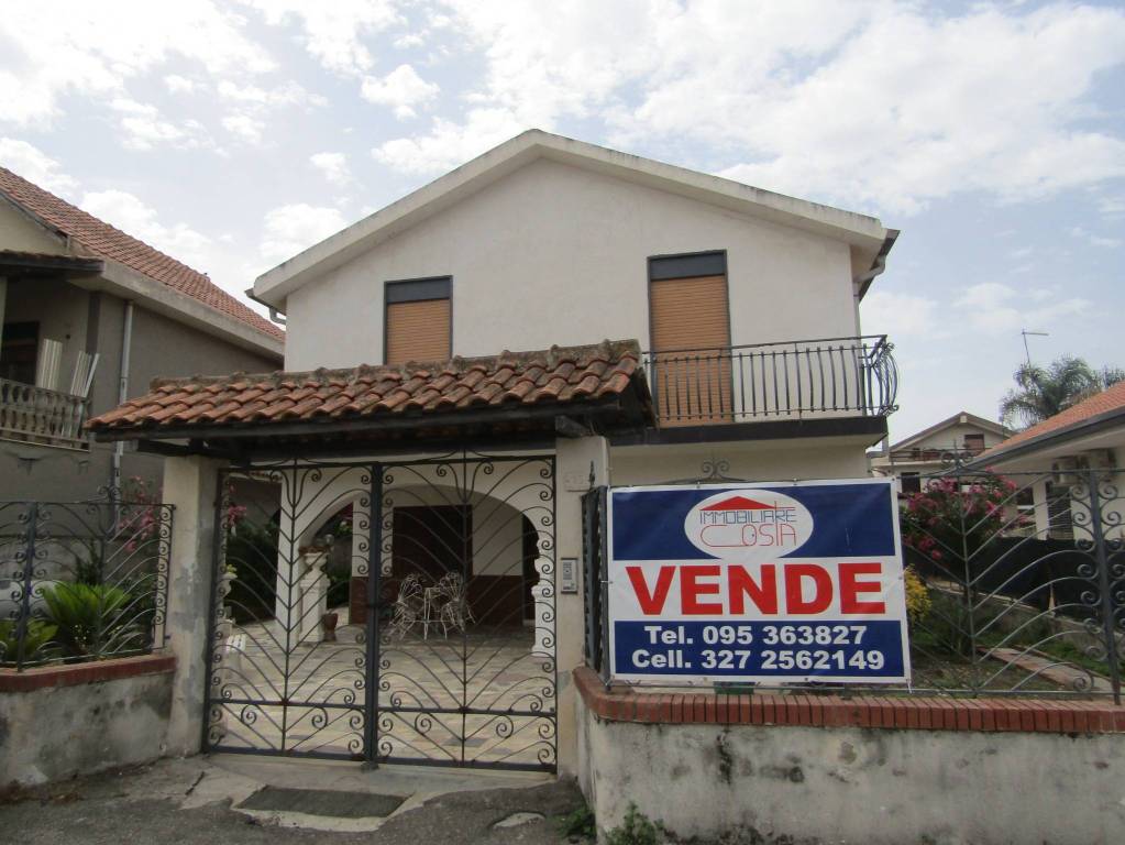 casa indipendente in vendita a Catania in zona San Giuseppe la Rena