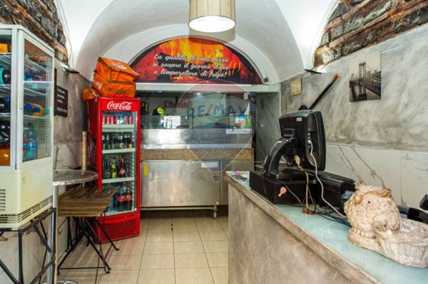 negozio in vendita a Catania in zona Centro Storico