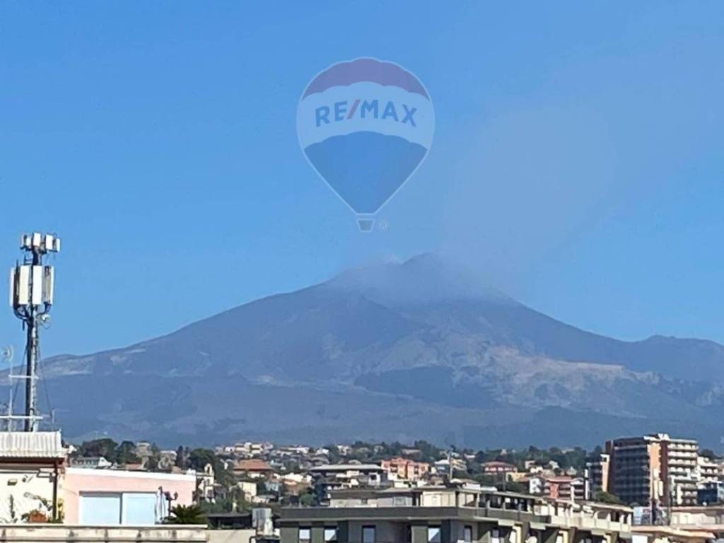 appartamento in vendita a Catania in zona Picanello