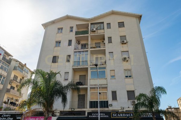 appartamento in vendita a Catania in zona San Leone