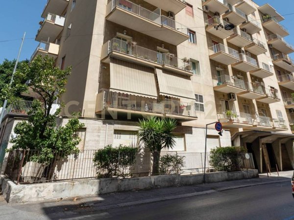 appartamento in vendita a Catania in zona Centro Storico