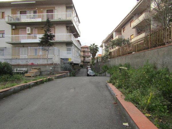 negozio in vendita a Catania in zona Trappeto