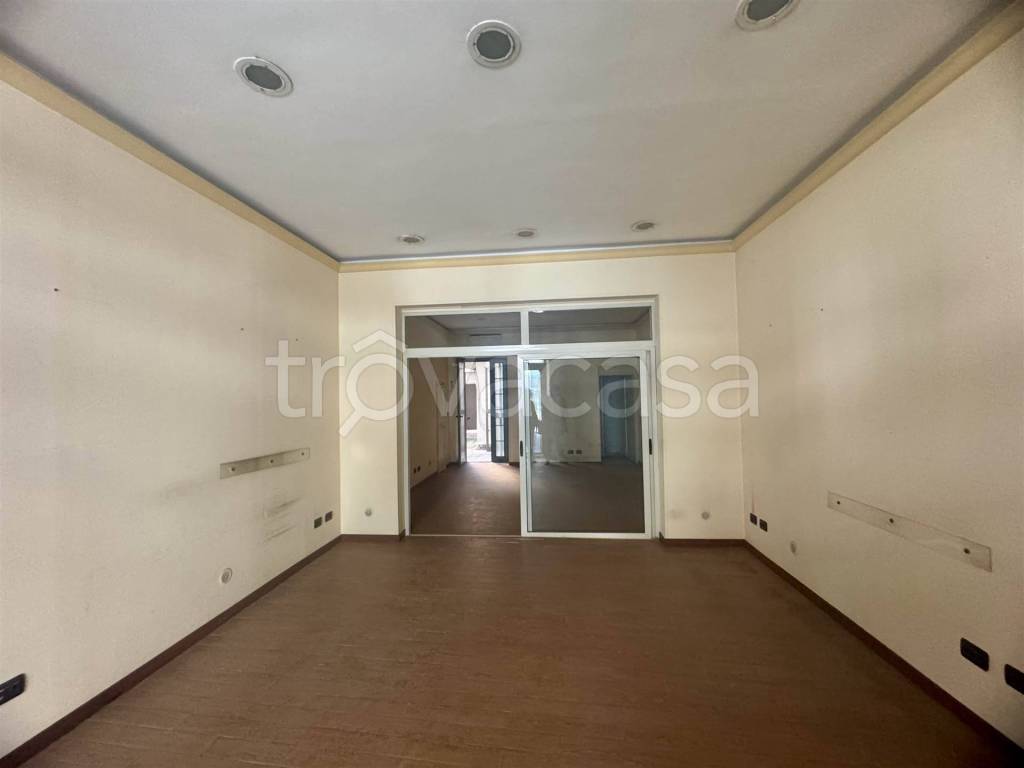 negozio in vendita a Catania