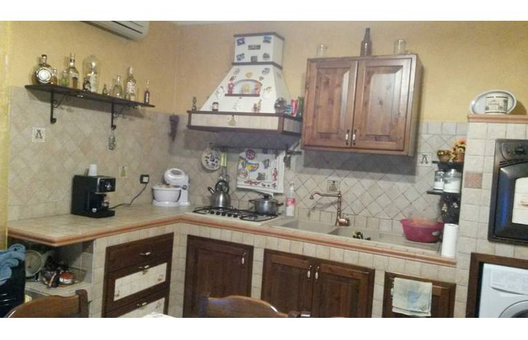 casa indipendente in vendita a Catania in zona Centro Storico