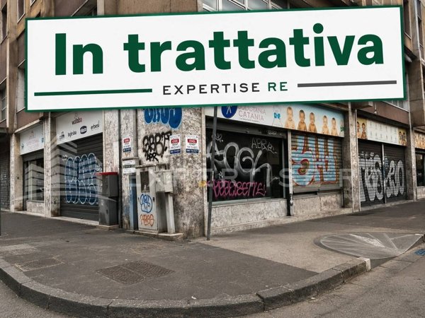 locale commerciale in vendita a Catania