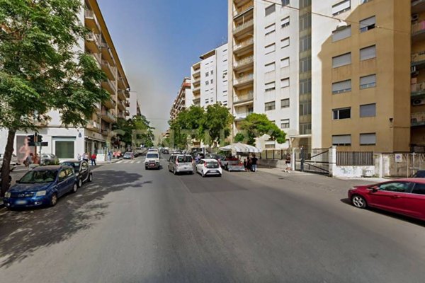 negozio in vendita a Catania in zona Centro Storico