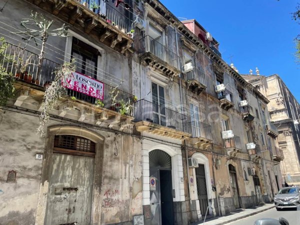 appartamento in vendita a Catania in zona Centro Storico