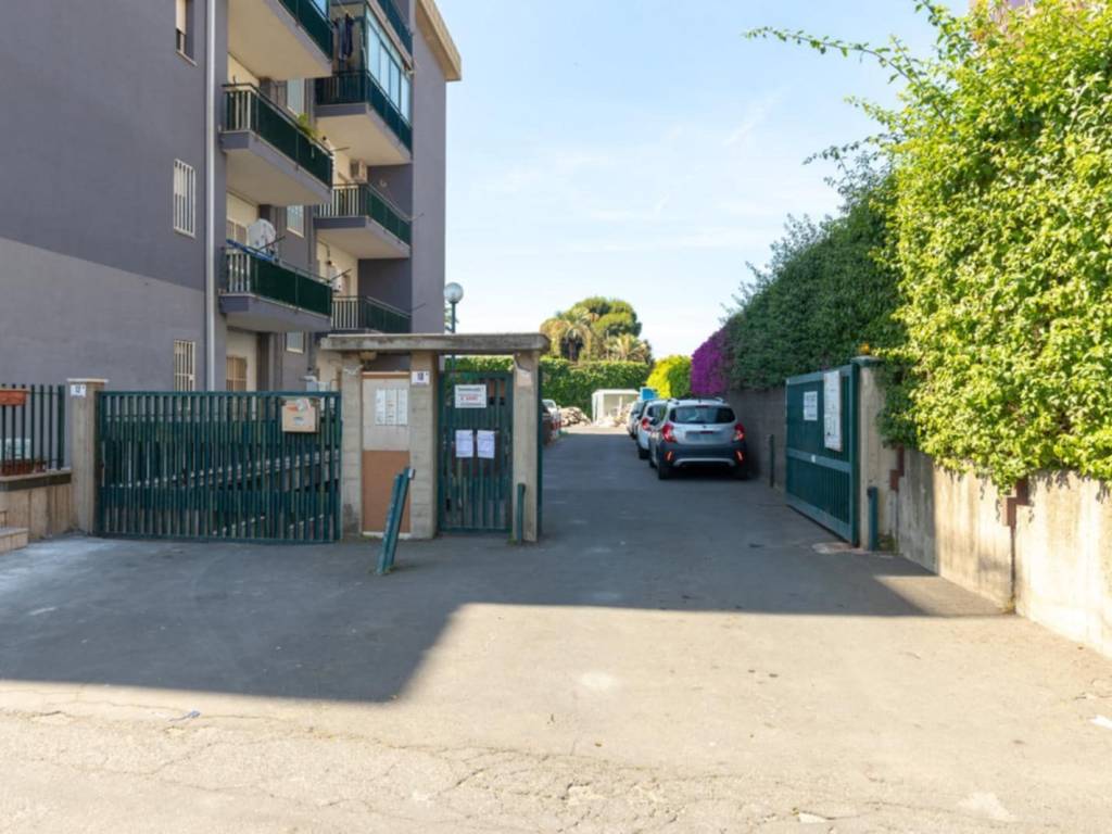 appartamento in vendita a Catania in zona Canalicchio
