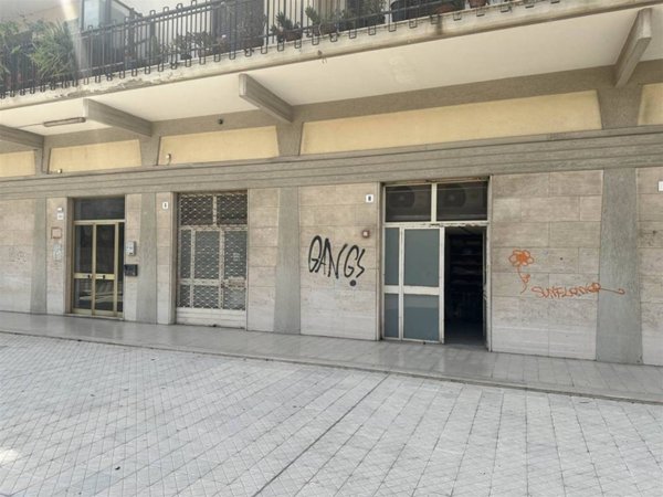 negozio in vendita a Catania