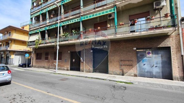 locale commerciale in vendita a Catania in zona Picanello