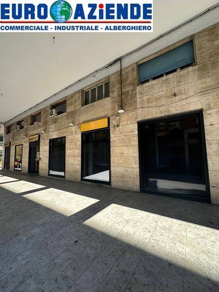 negozio in vendita a Catania in zona Picanello