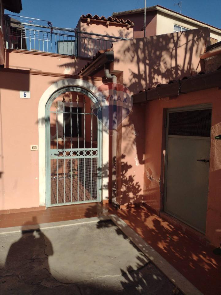 casa indipendente in vendita a Catania in zona Cibali