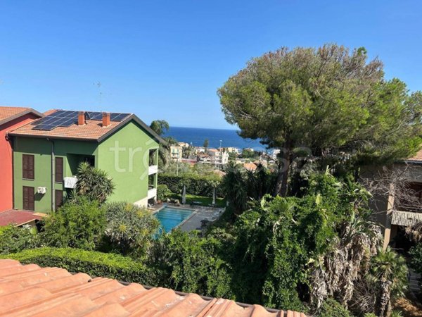 casa indipendente in vendita a Catania in zona Ognina