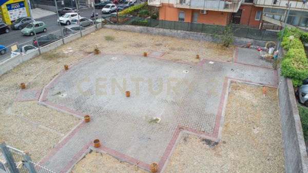 negozio in vendita a Catania in zona San Leone