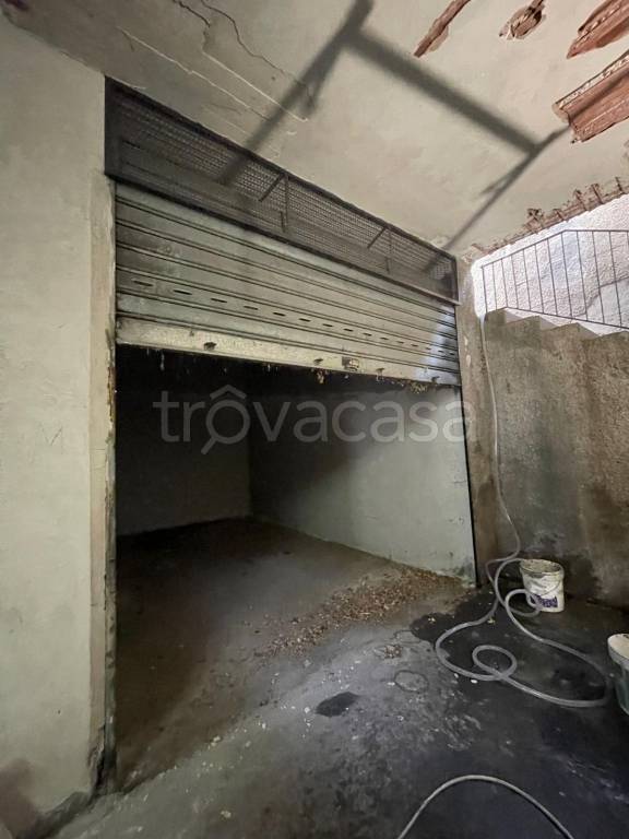 negozio in vendita a Catania in zona Canalicchio