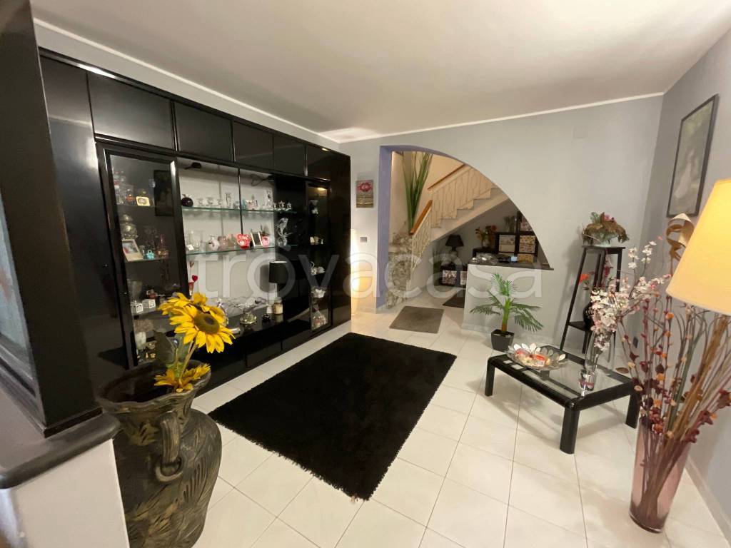 casa indipendente in vendita a Catania