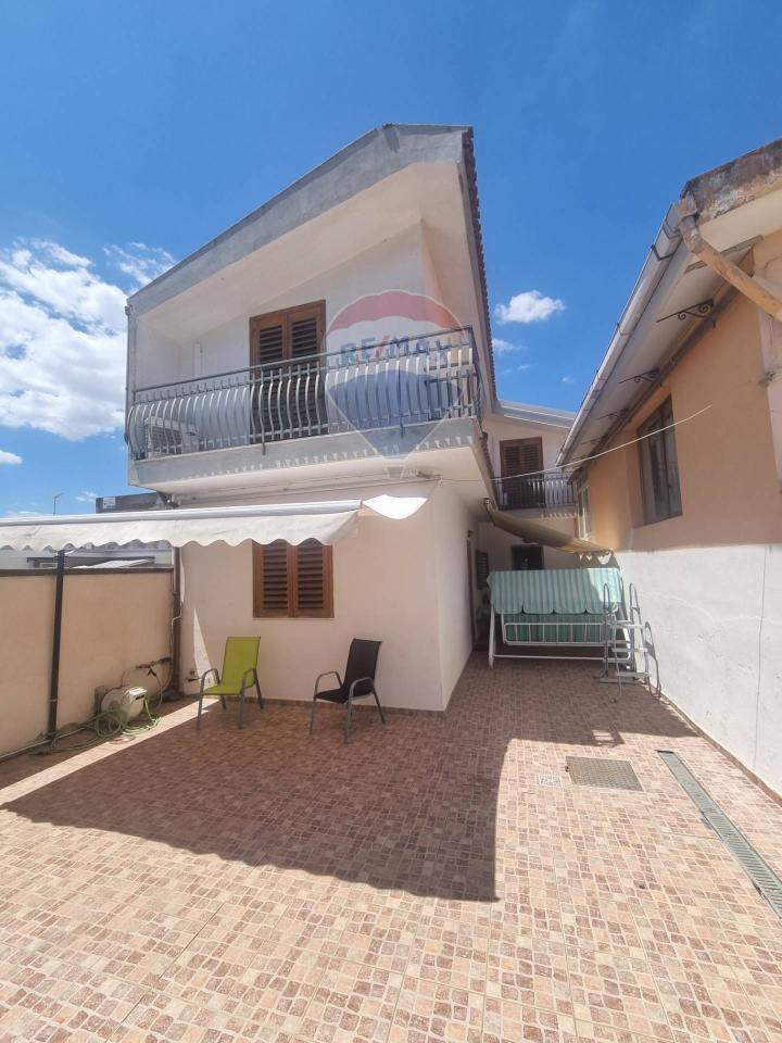 casa indipendente in vendita a Catania in zona Fontanarossa