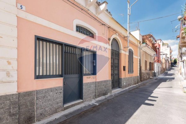 casa indipendente in vendita a Catania in zona Cibali