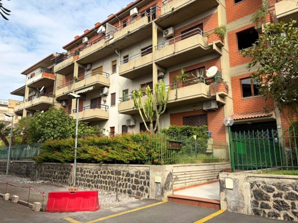 appartamento in vendita a Catania in zona Canalicchio
