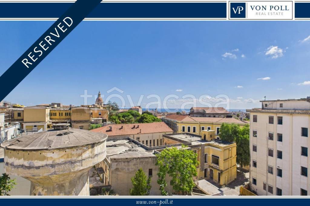 intera palazzina in vendita a Catania in zona Centro Storico